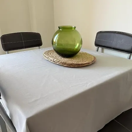 Apartment Pretty Studio : A Lovely Studio Lodges 3 Adults Close To Monte Carlo ! *
