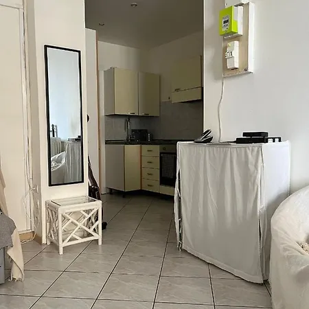 Pretty Studio : A Lovely Studio Lodges 3 Adults Close To Monte Carlo ! Apartment *
